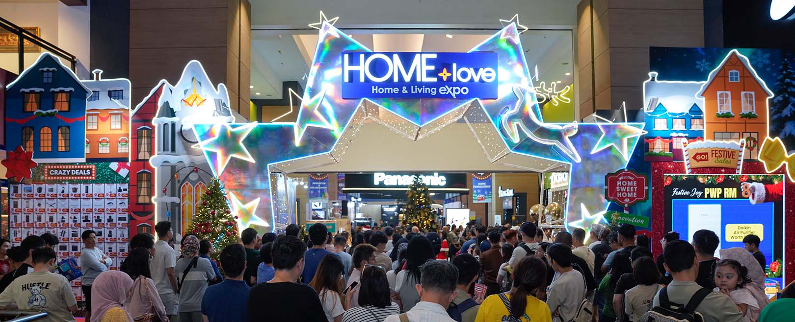 A large-scale furniture fair Malaysia by HOMElove.