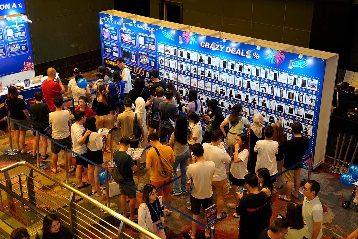 Finding home solutions at the one stop expo by HOMElove.